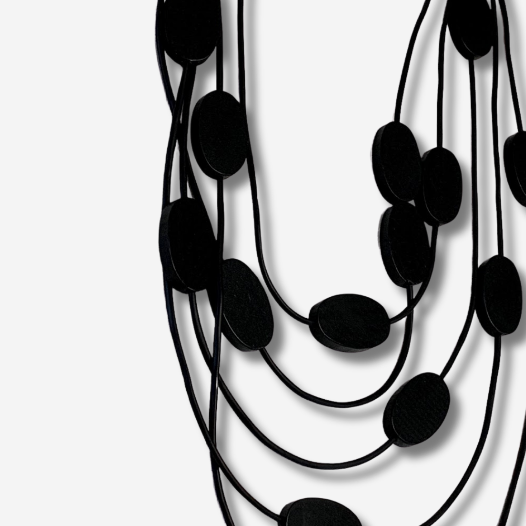 W-J737 ONYX IMAGE 2.png