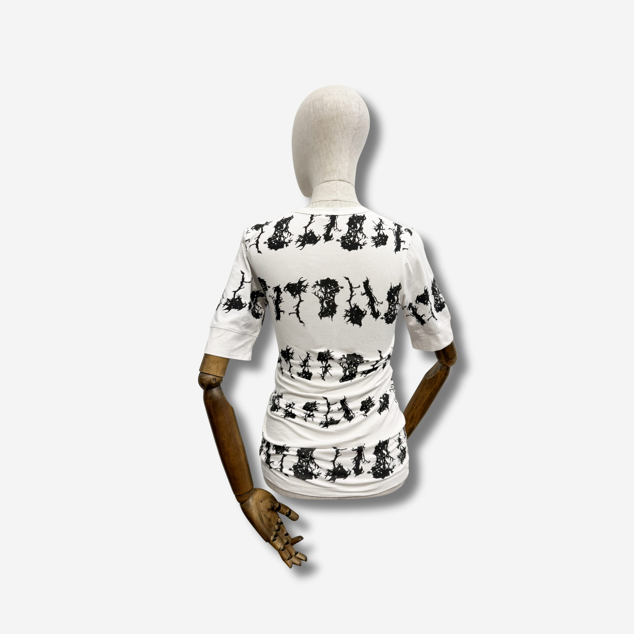 W-A PRINT V NECK TOP 4.png