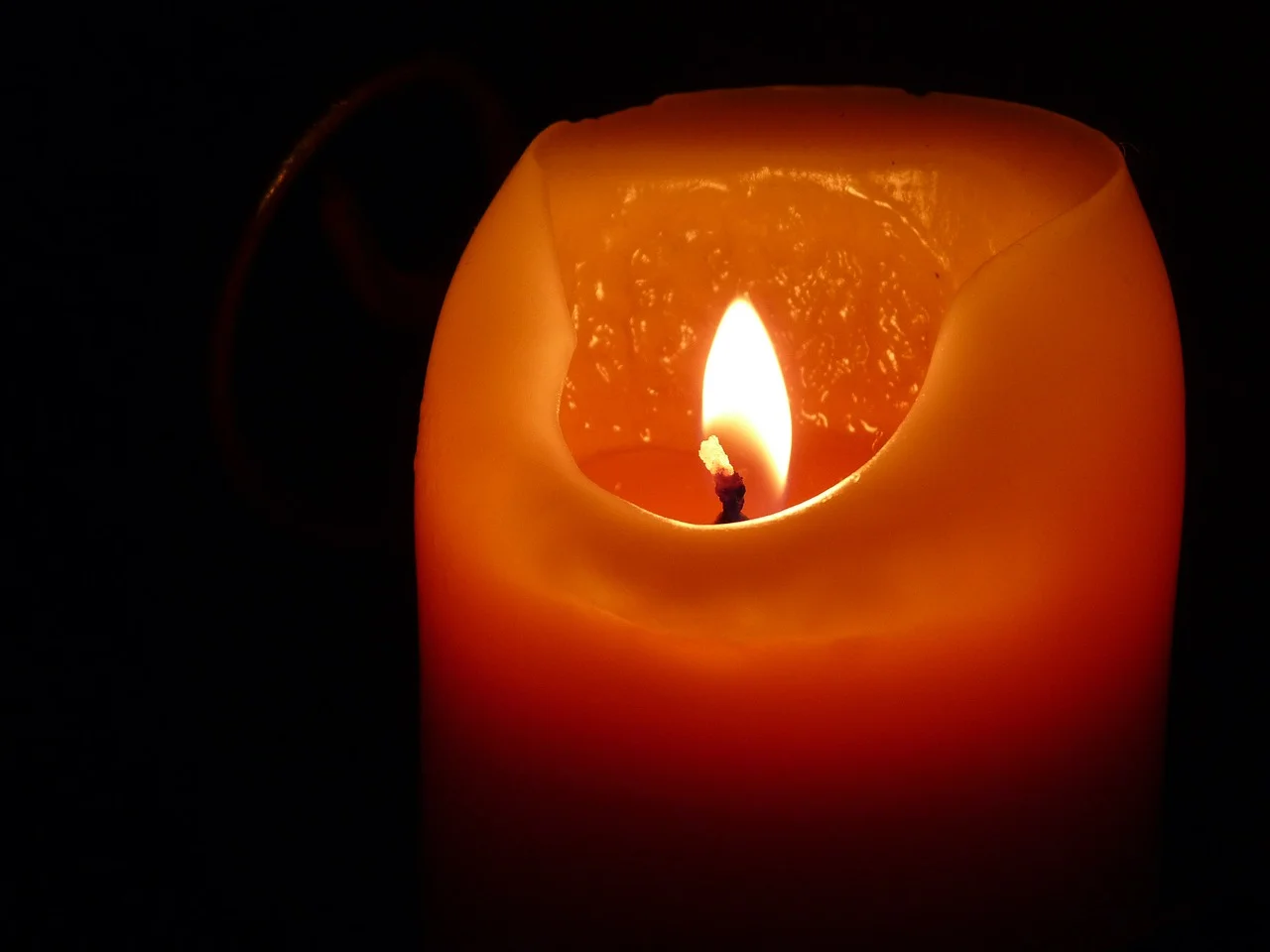 candle-197248_1280.jpg