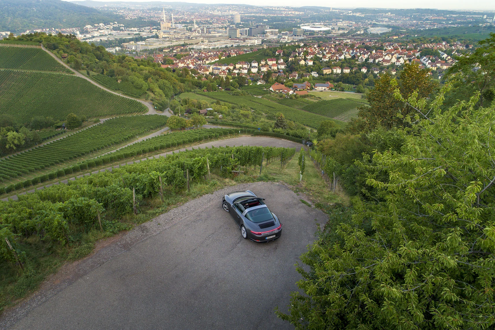 Porsche 911 Targa und Kim Renkema fotografiert von Jean-Claude Winkler Werbefotograf aus Stuttgart