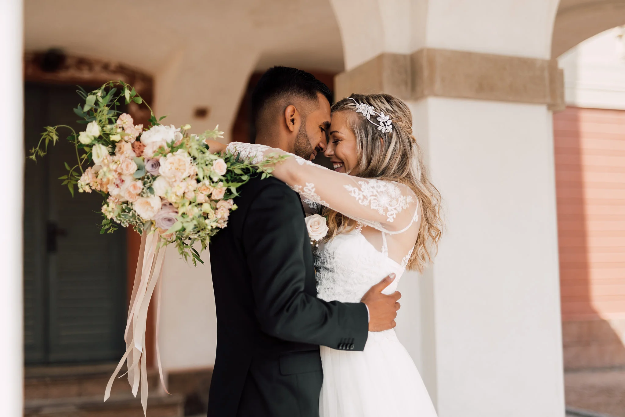 Linda&Amad-FotografAHyrefeldt-528.jpg
