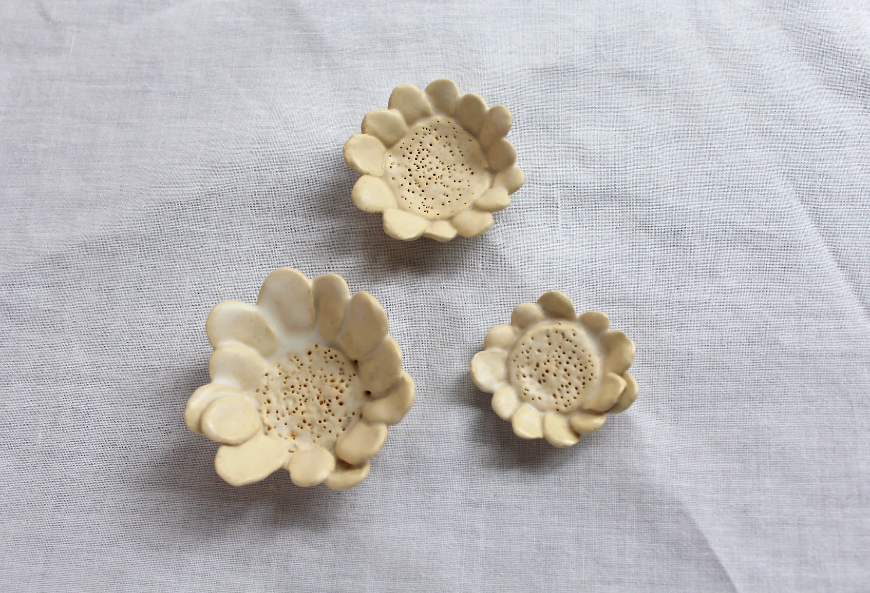 White Clay Flower - Set of 3