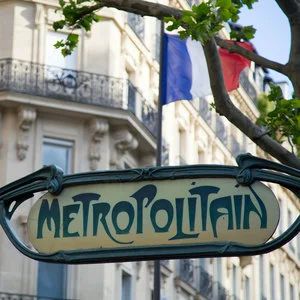 metro-paris-panneau-B.jpg