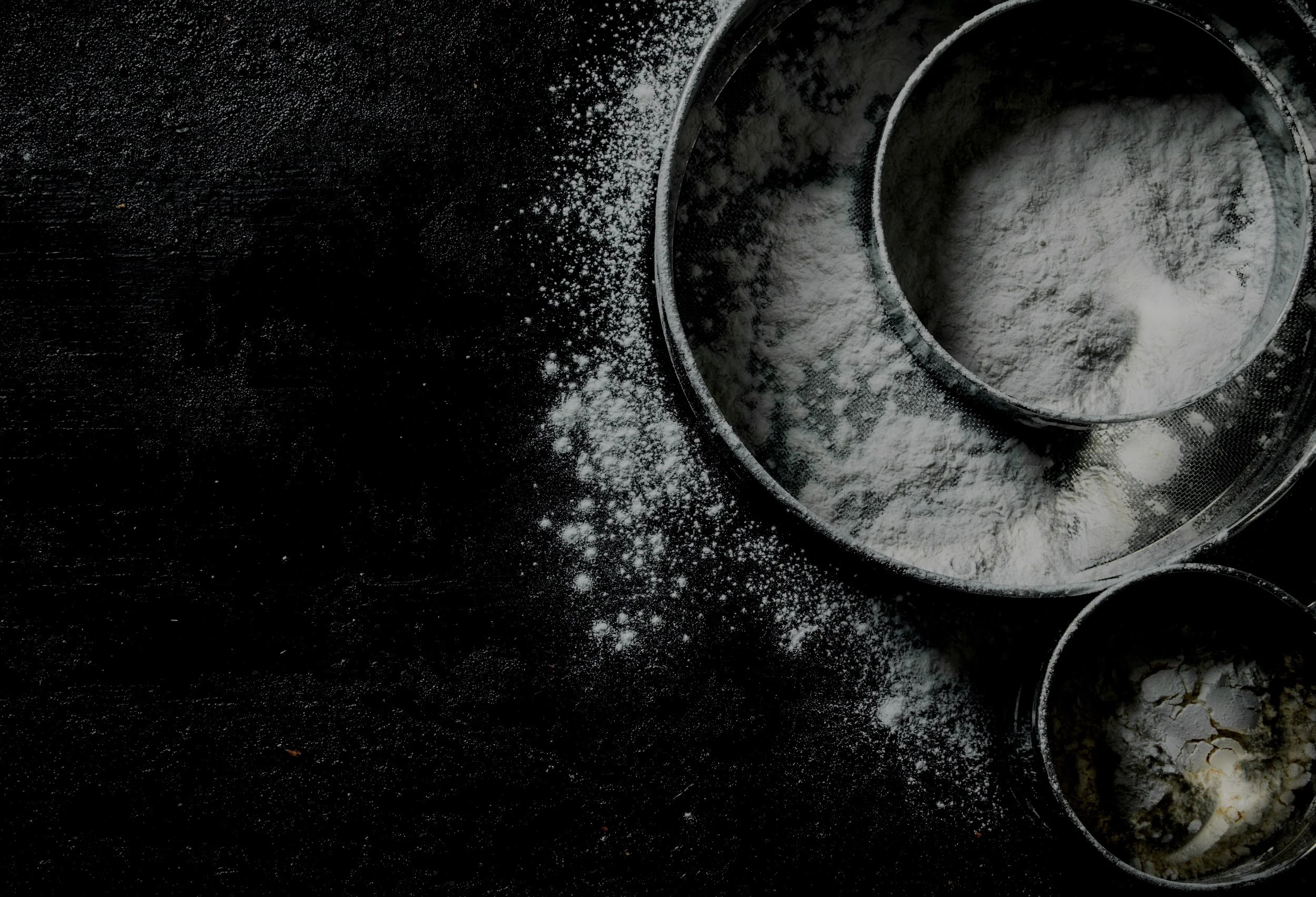 What does baking powder contain?