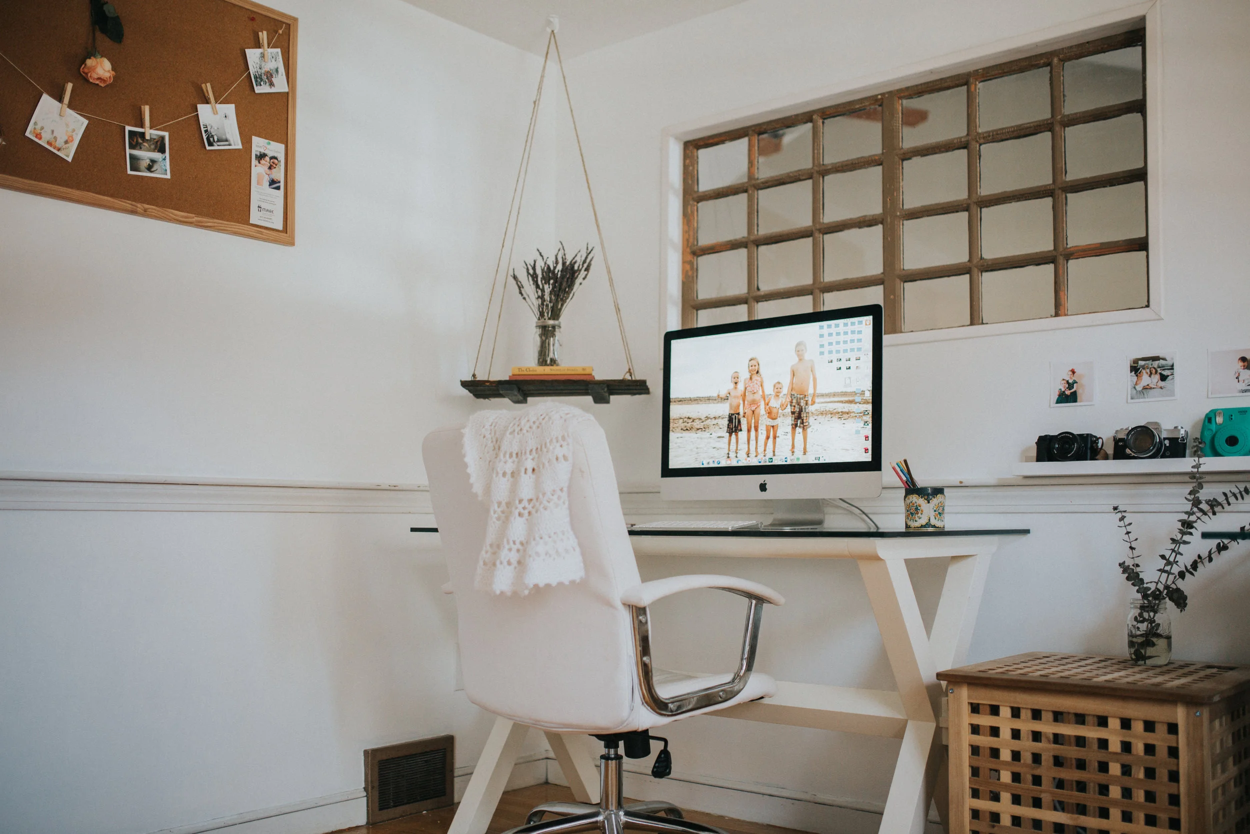 My Minimalist Office: Massachusetts Lifestyle Photographer 