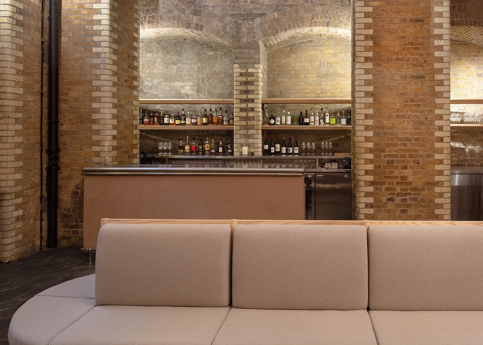 bespoke-joinery-restaurant-London.jpg
