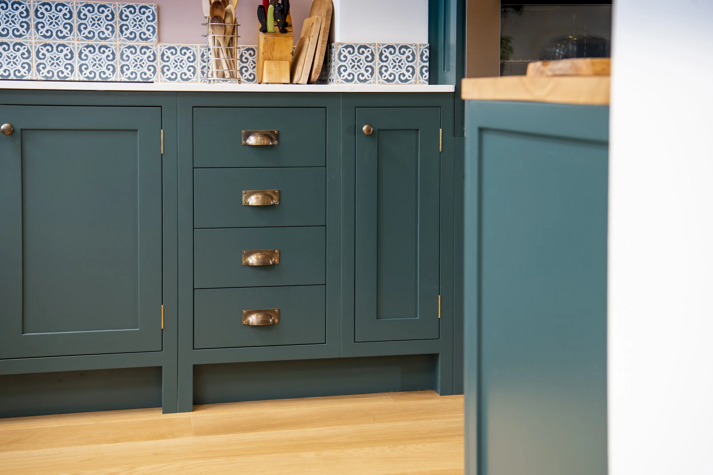 Bespoke-shaker-kitchen-Westbury-On-Trym.jpg