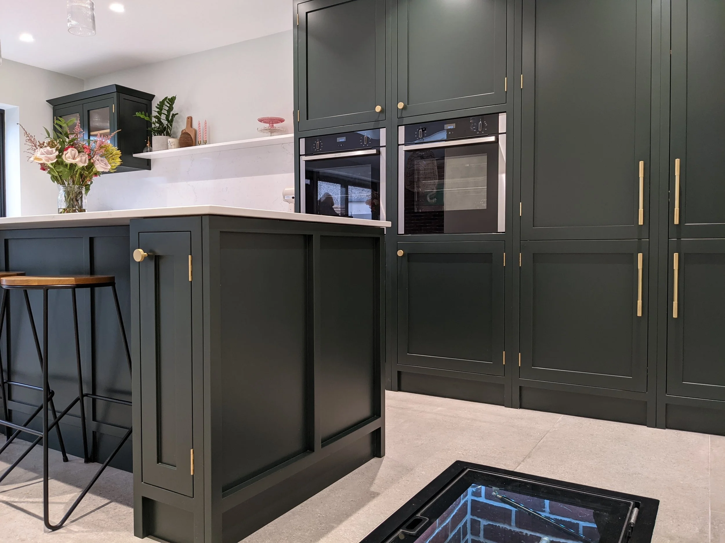 bespoke-shaker-kitchen-south-Gloucestershire.jpg