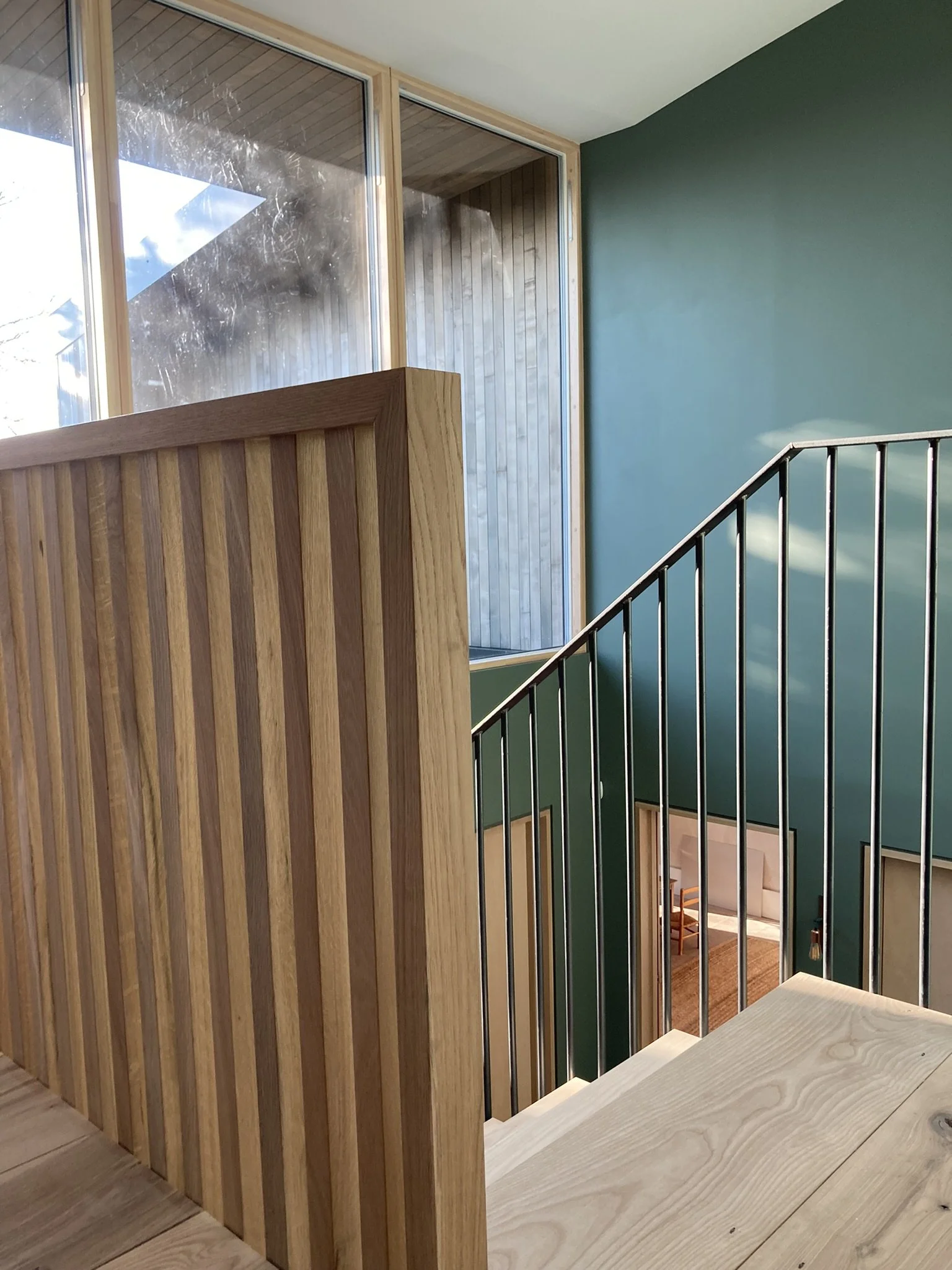 custom-bespoke-stairs-solid-wood-metal-balustrade.JPEG
