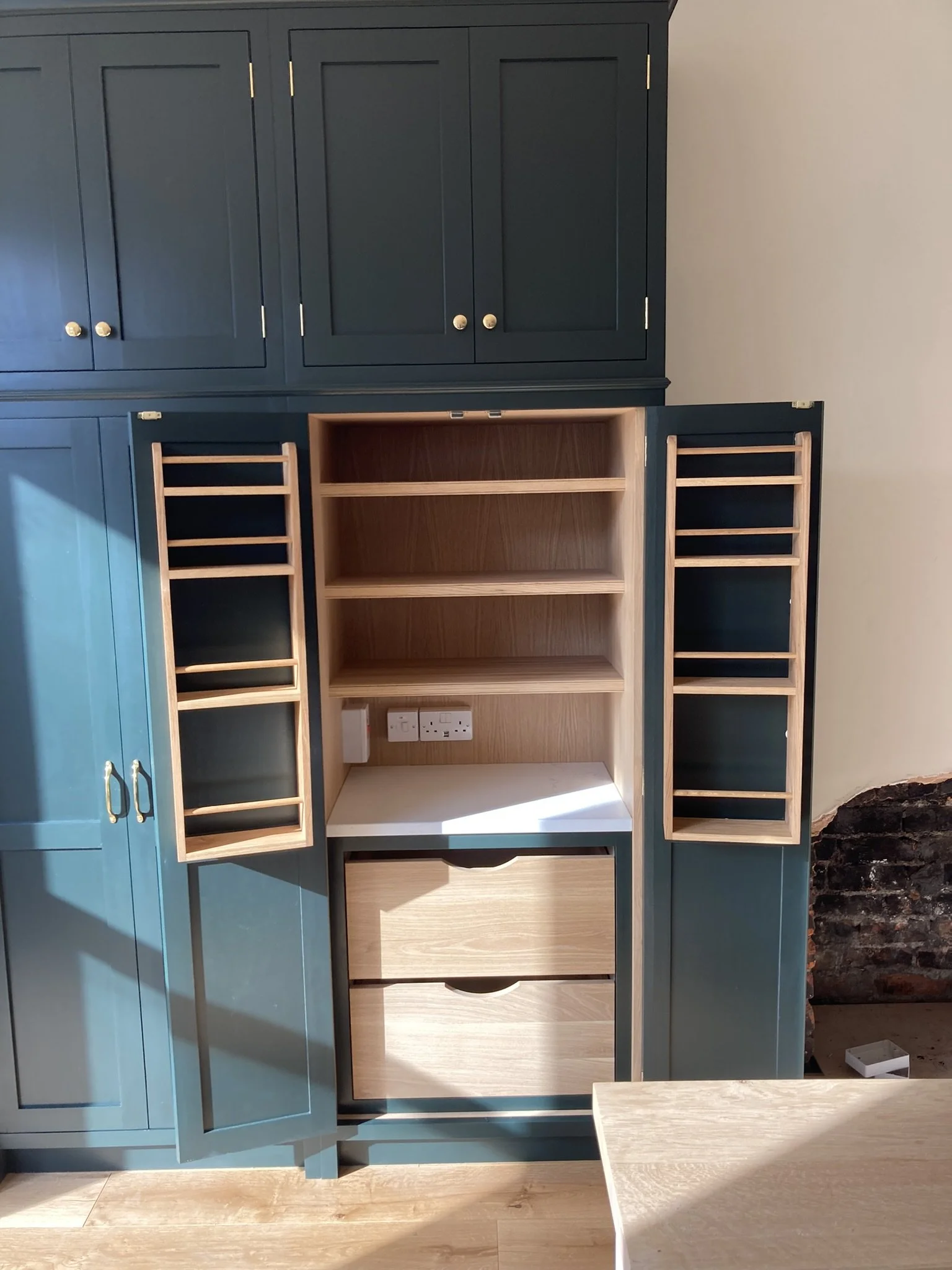 bespoke-kitchen-larder-bristol.JPEG