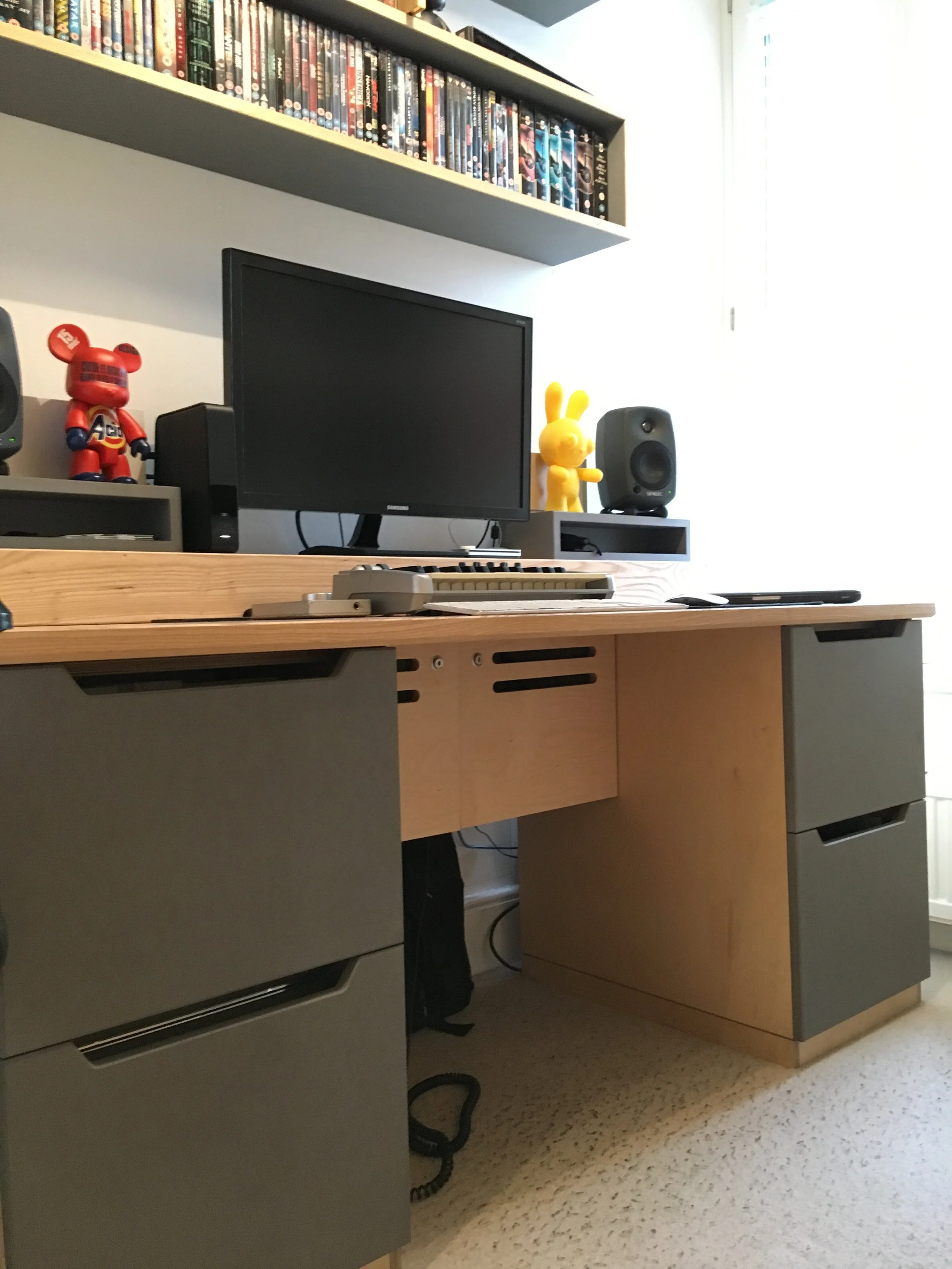 fitted-study-bristol-birch-plywood-valchromat.JPG