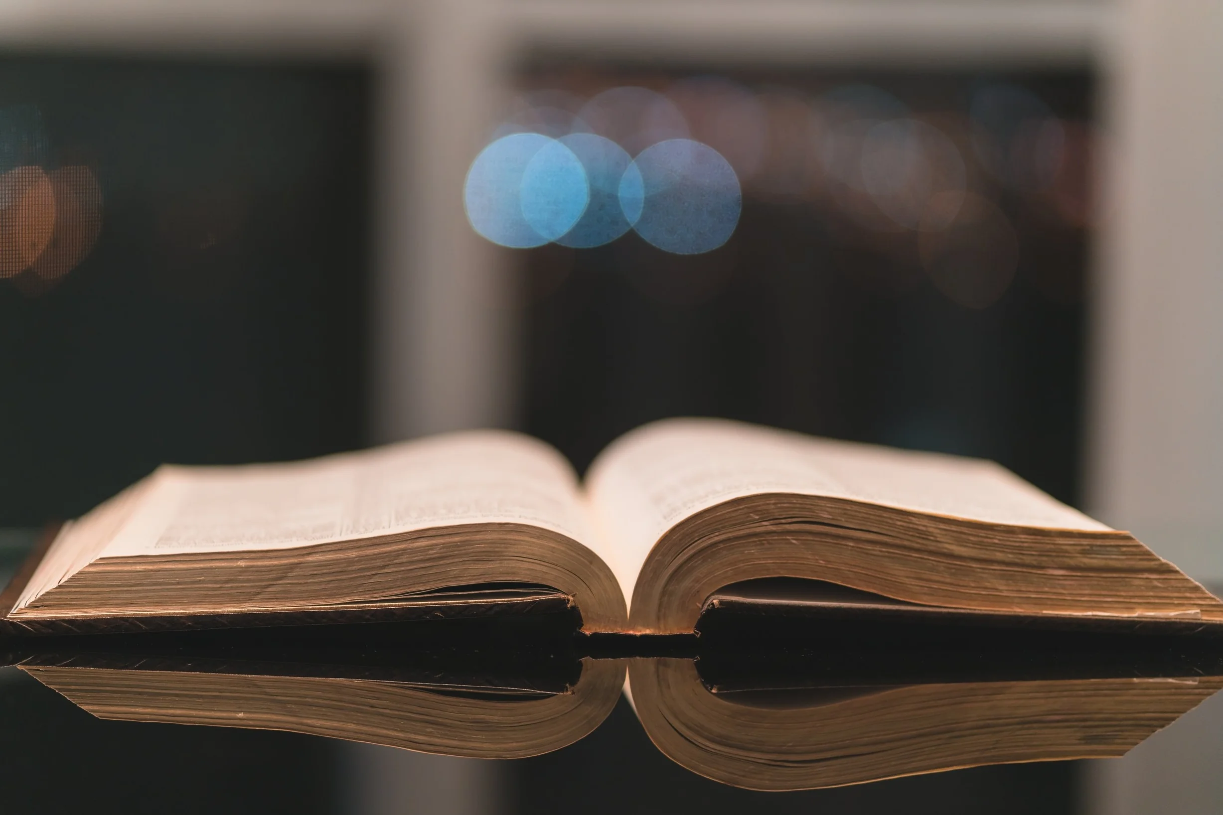 Open Bible (free).jpg