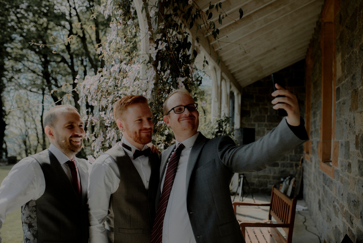 groomsmen selfie