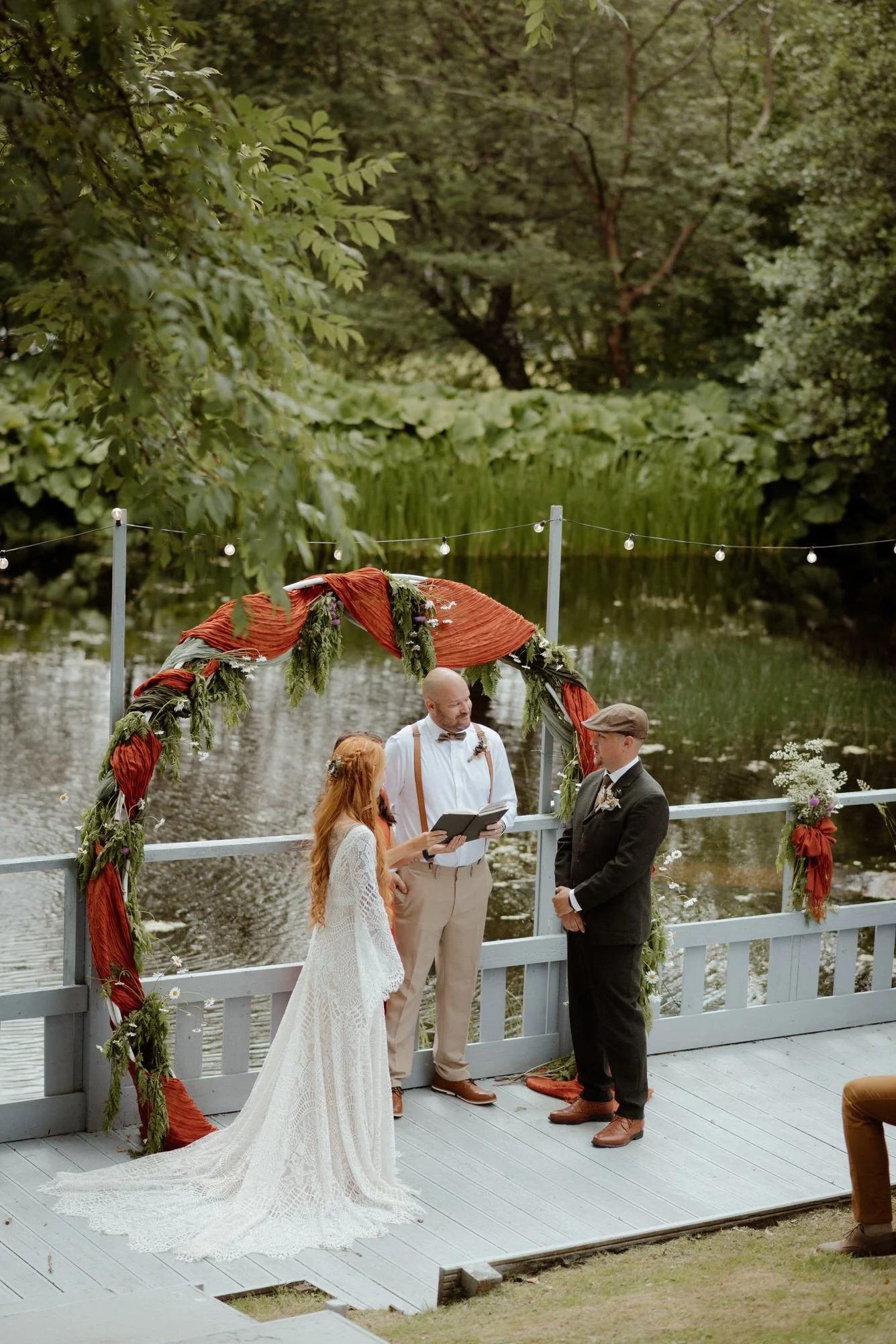 How to Plan a Small, DIY Family Wedding in a Cozy Rental House or Hotel