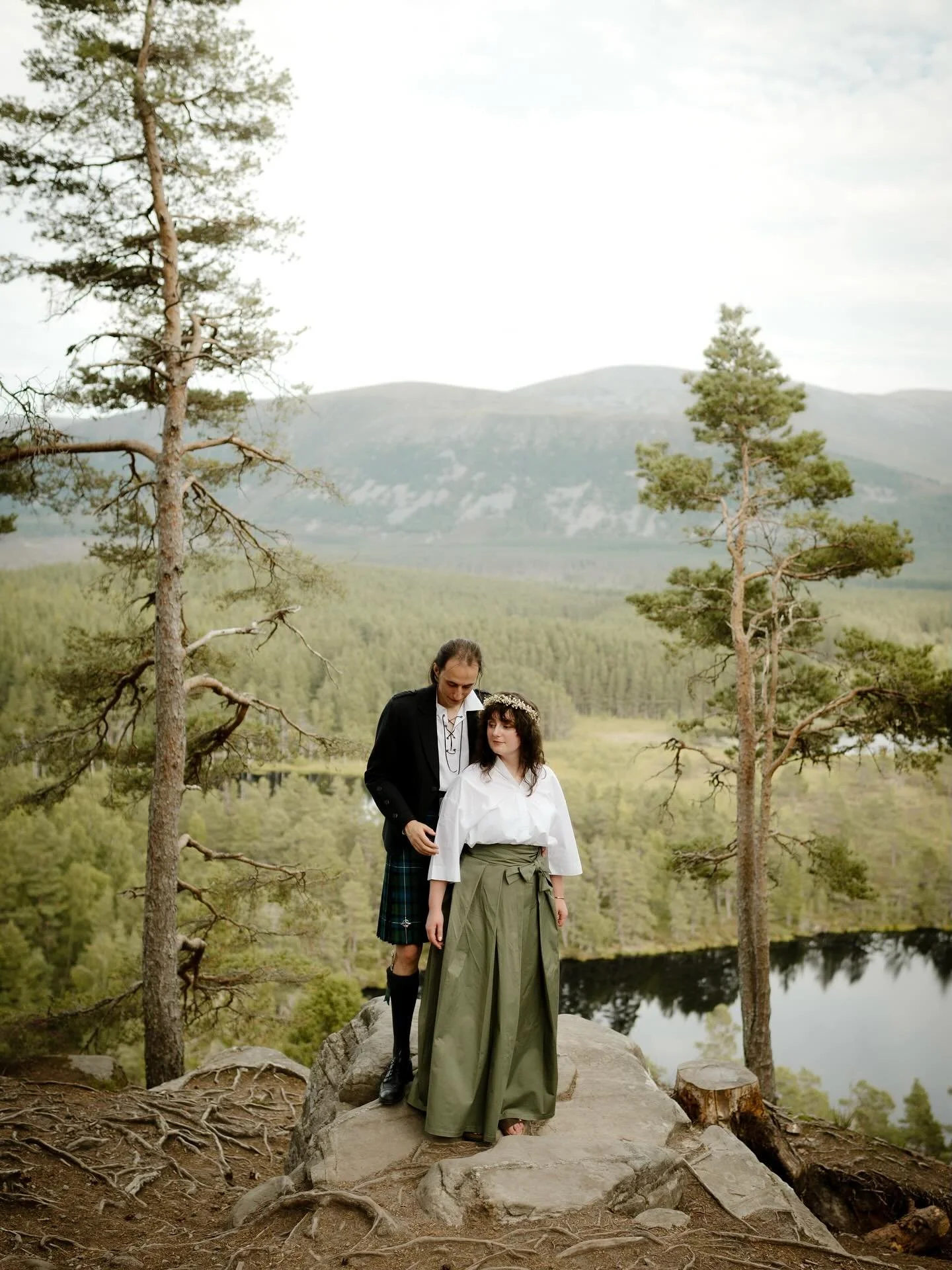 Abigail and Ali whisked away to the heart of the Cairngorms. It was hot, they laughed and cried, the landscape felt endless&hellip; 

💕

#cairngormsnationalpark #cairngormselopement #elopementscotland #thecairngormsscotland #elopementphotography #sc