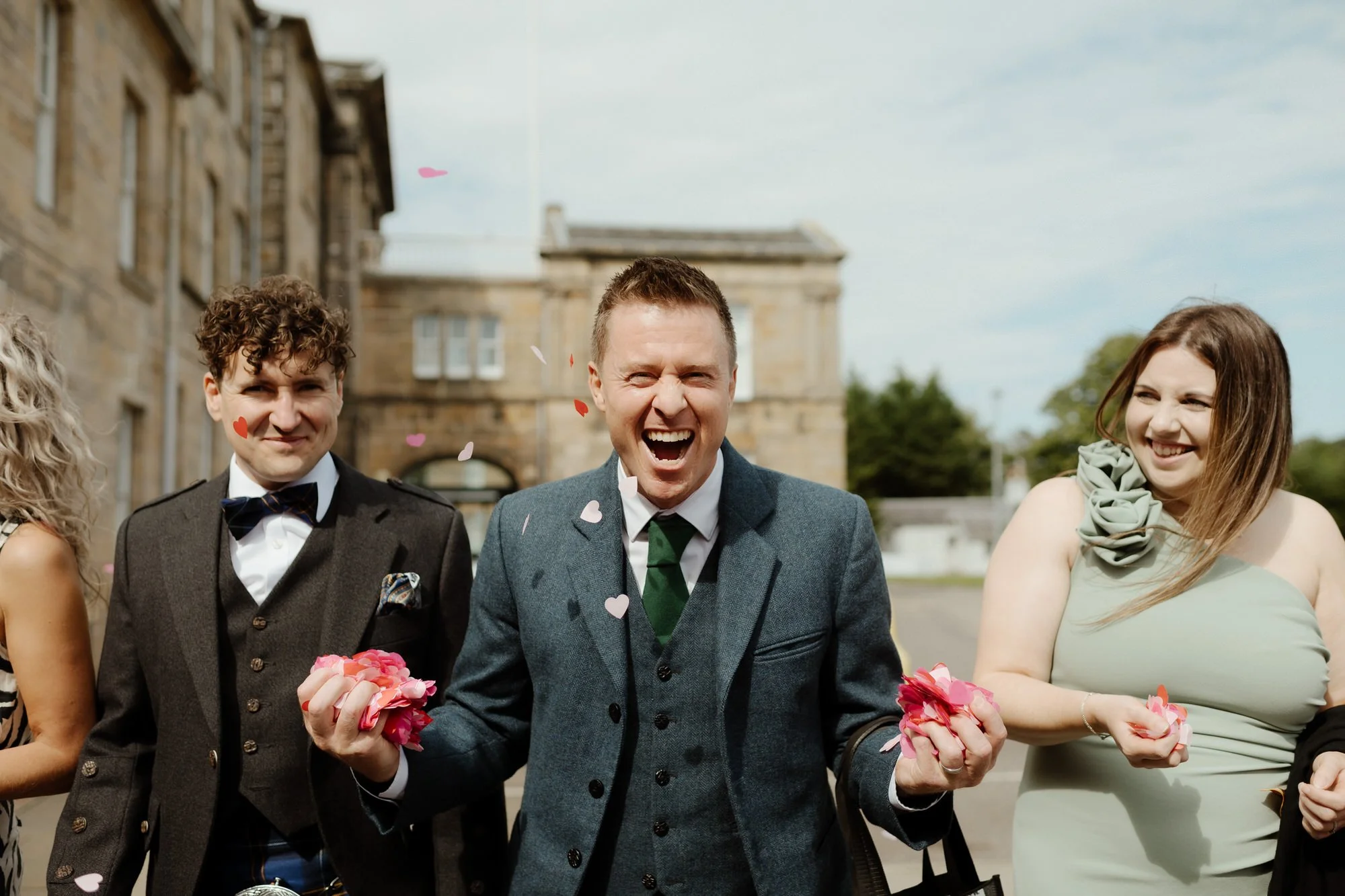 lining up guests for the confetti shot