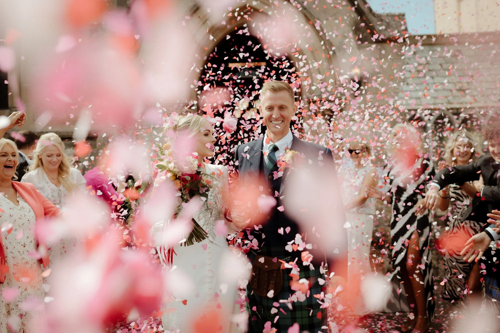 confetti at the wedding