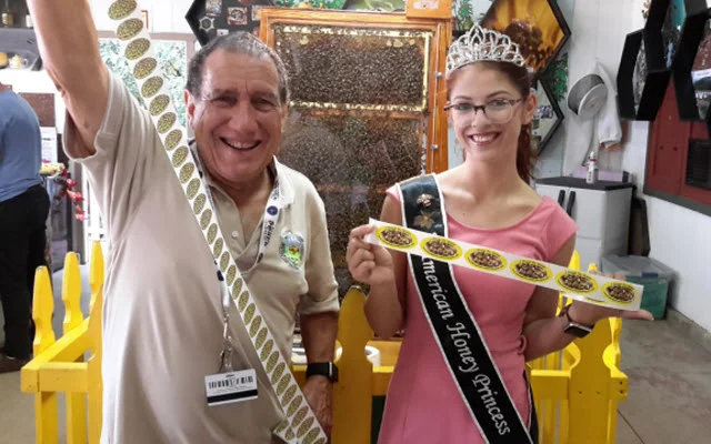 2019 American Honey Princess, Nicole Medina, and Los Angeles County Beekeepers Association, President, Jon Reese.
