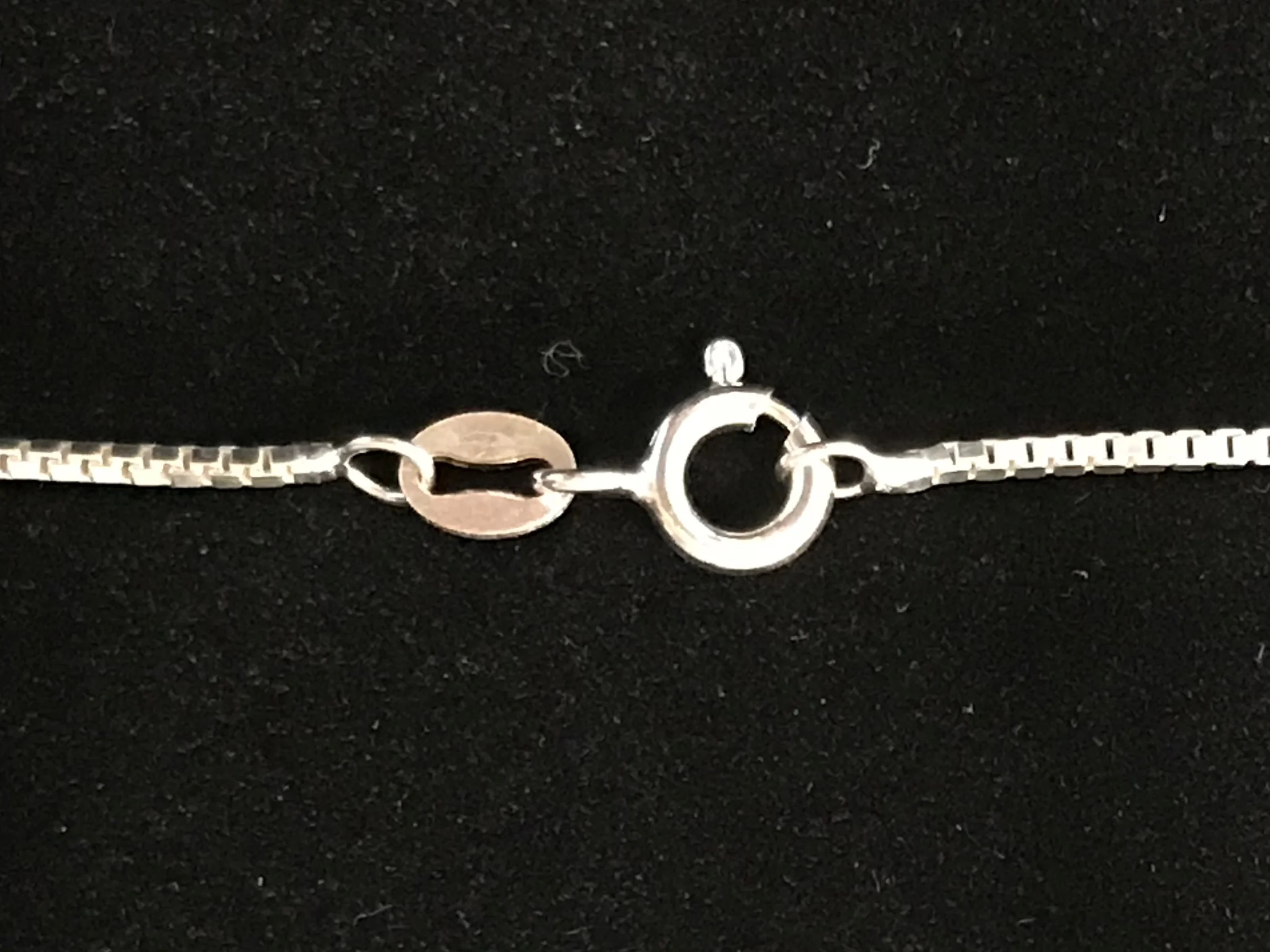 box chain clasp closed