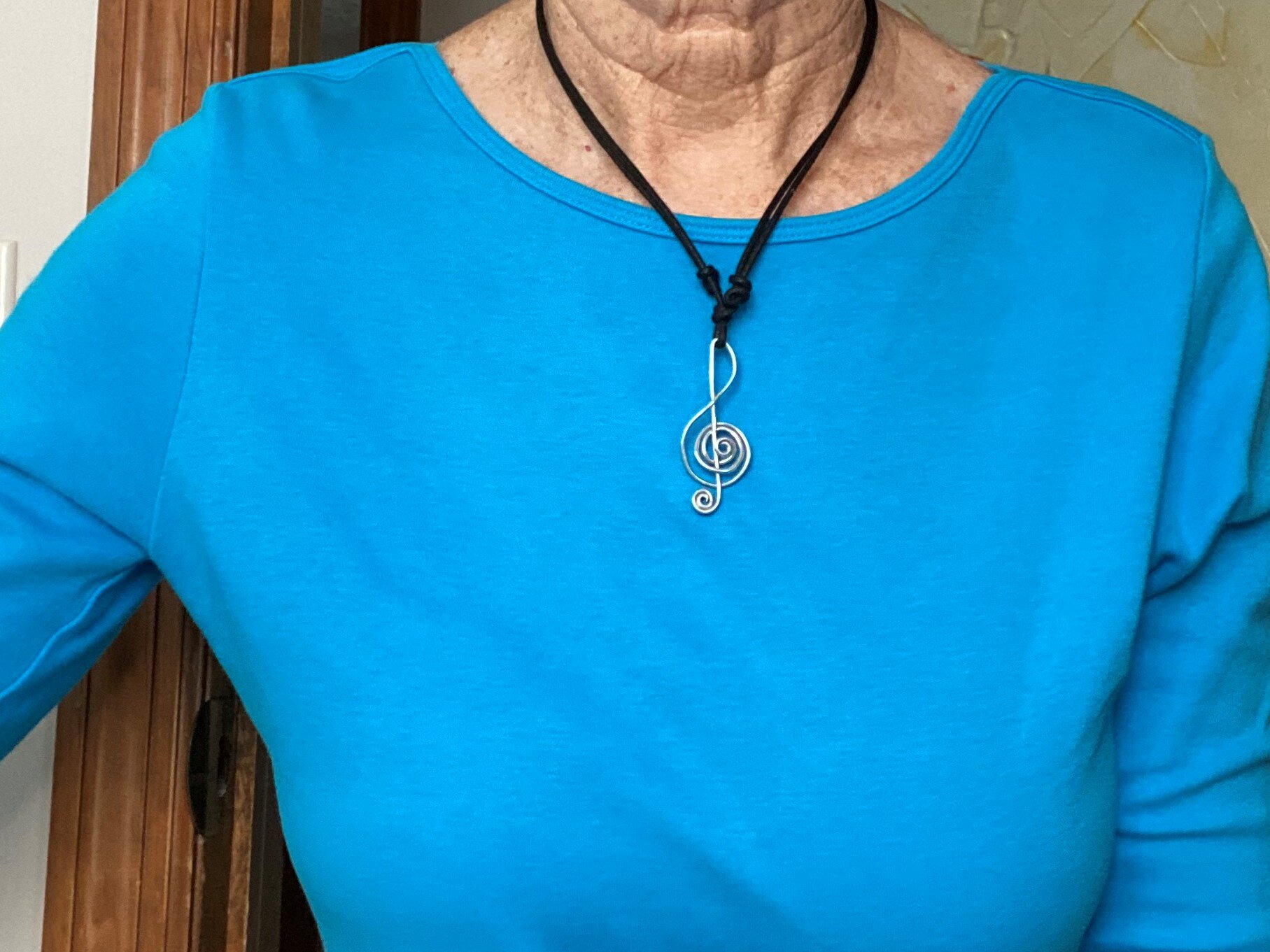 Short Music Necklace