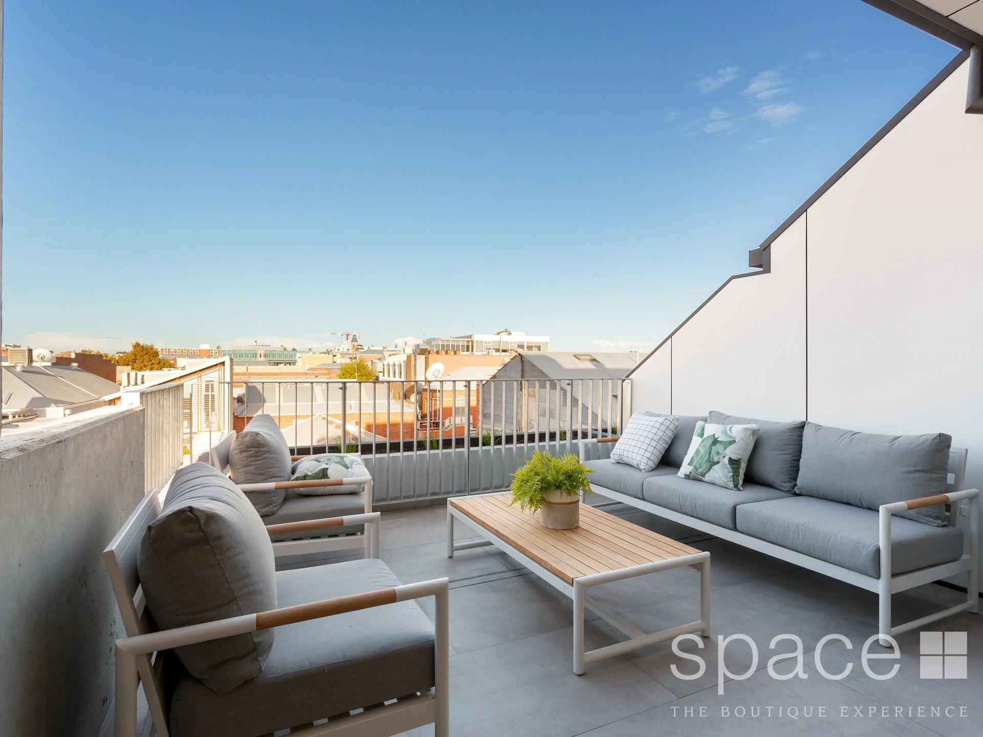 WEB 20 7 Henry Street, Fremantle 32.jpg