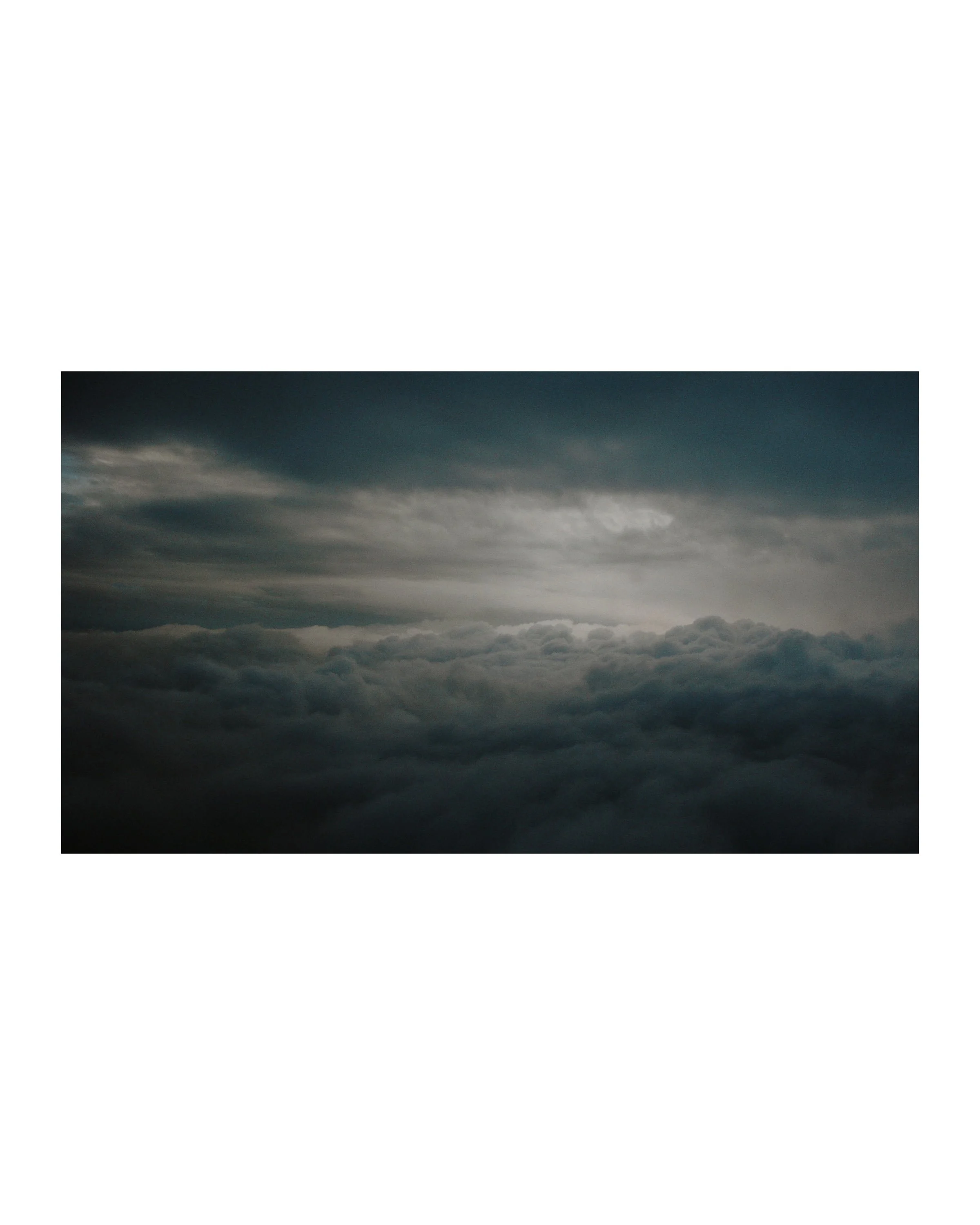 Sony 260806 Flying Home_3.jpg