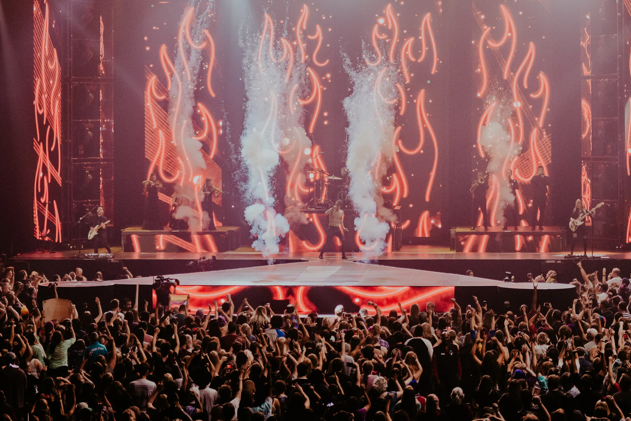 2018_08_12_panicatthedisco-11.jpg