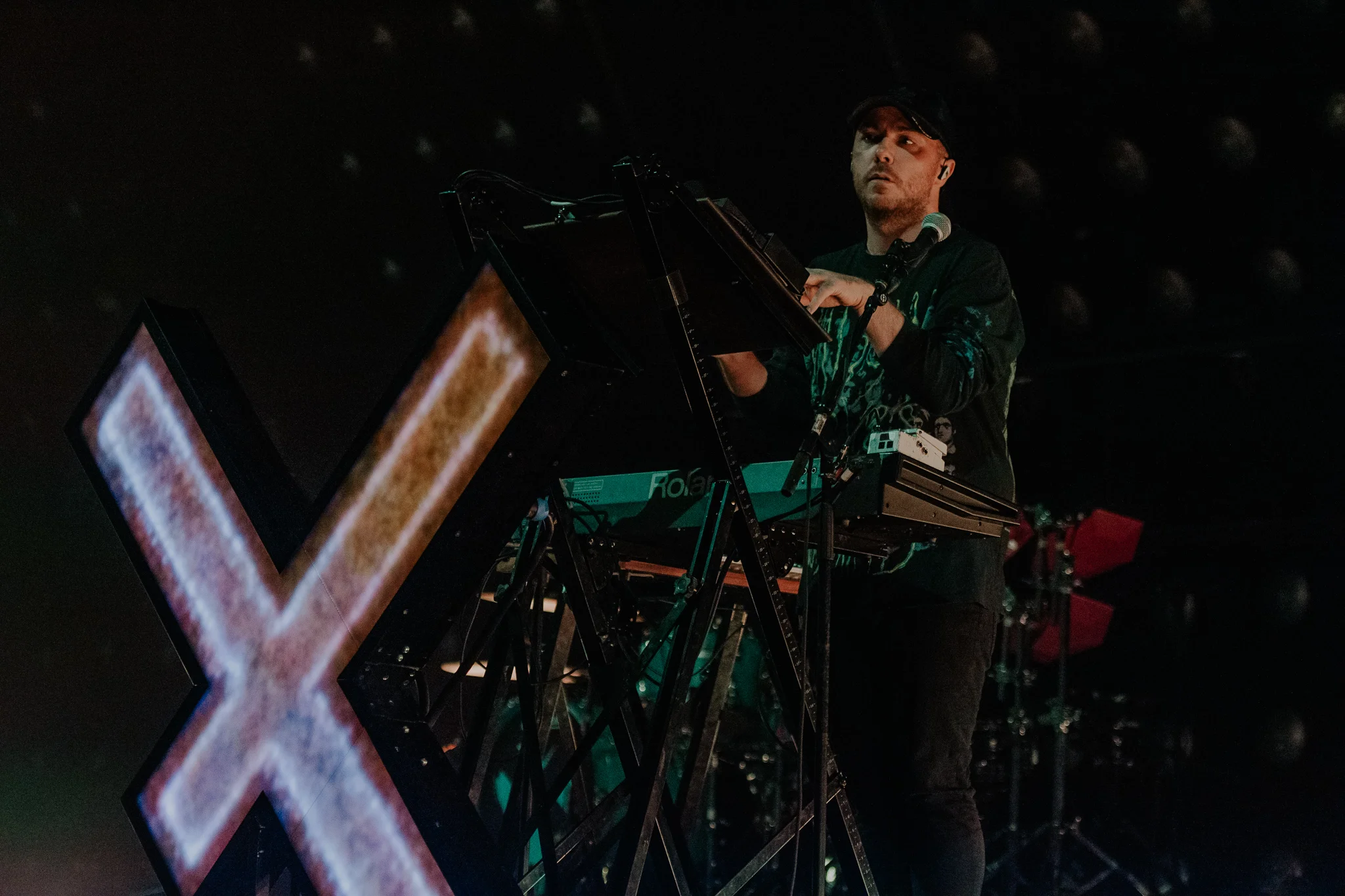 chvrches_2018_09_26-15.jpg