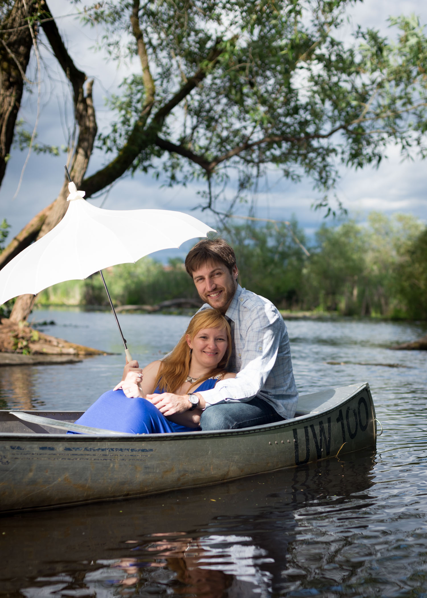 Romantic canoeing in Lake Washington