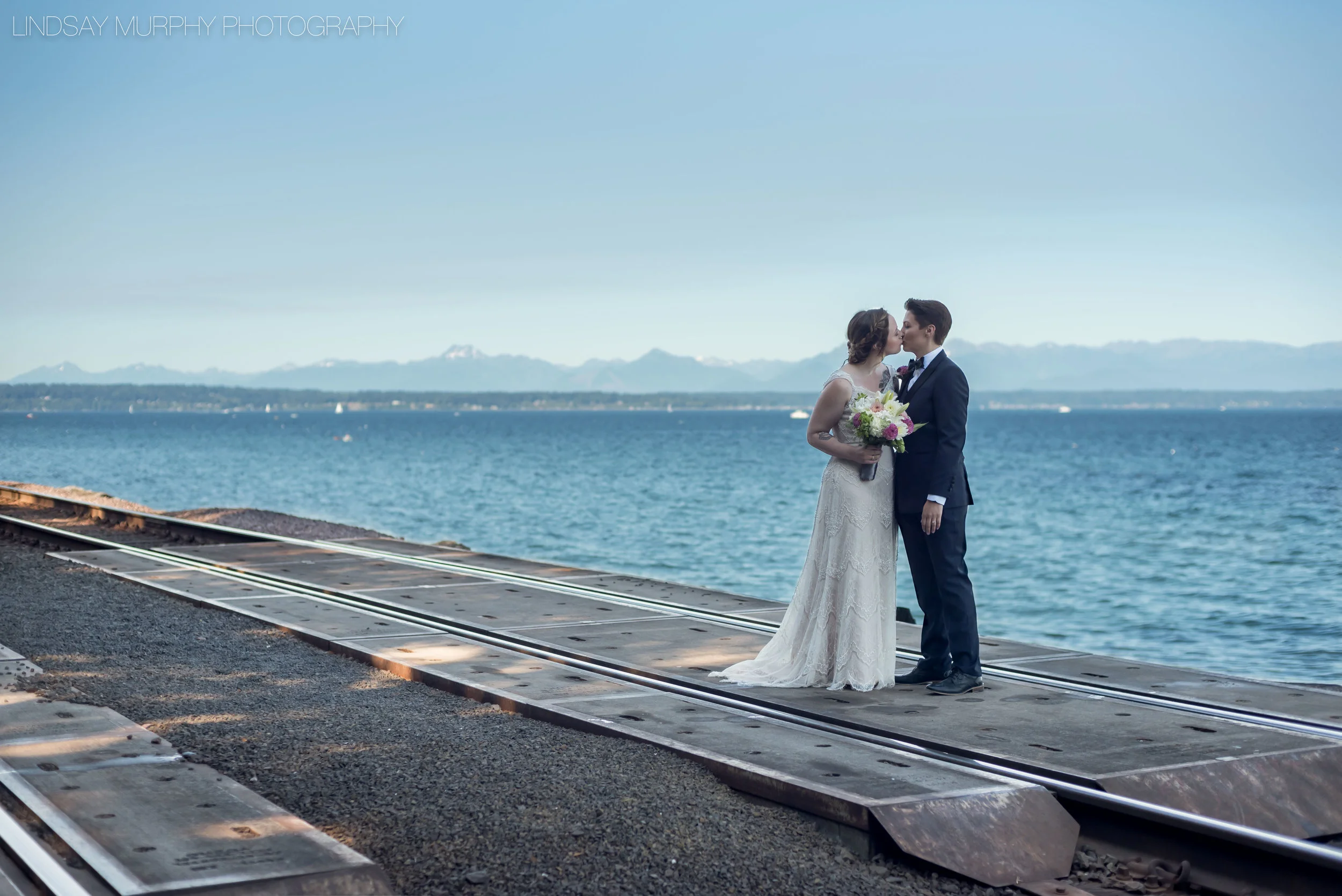 MV_Skansonia_Seattle_Wedding-20.jpg