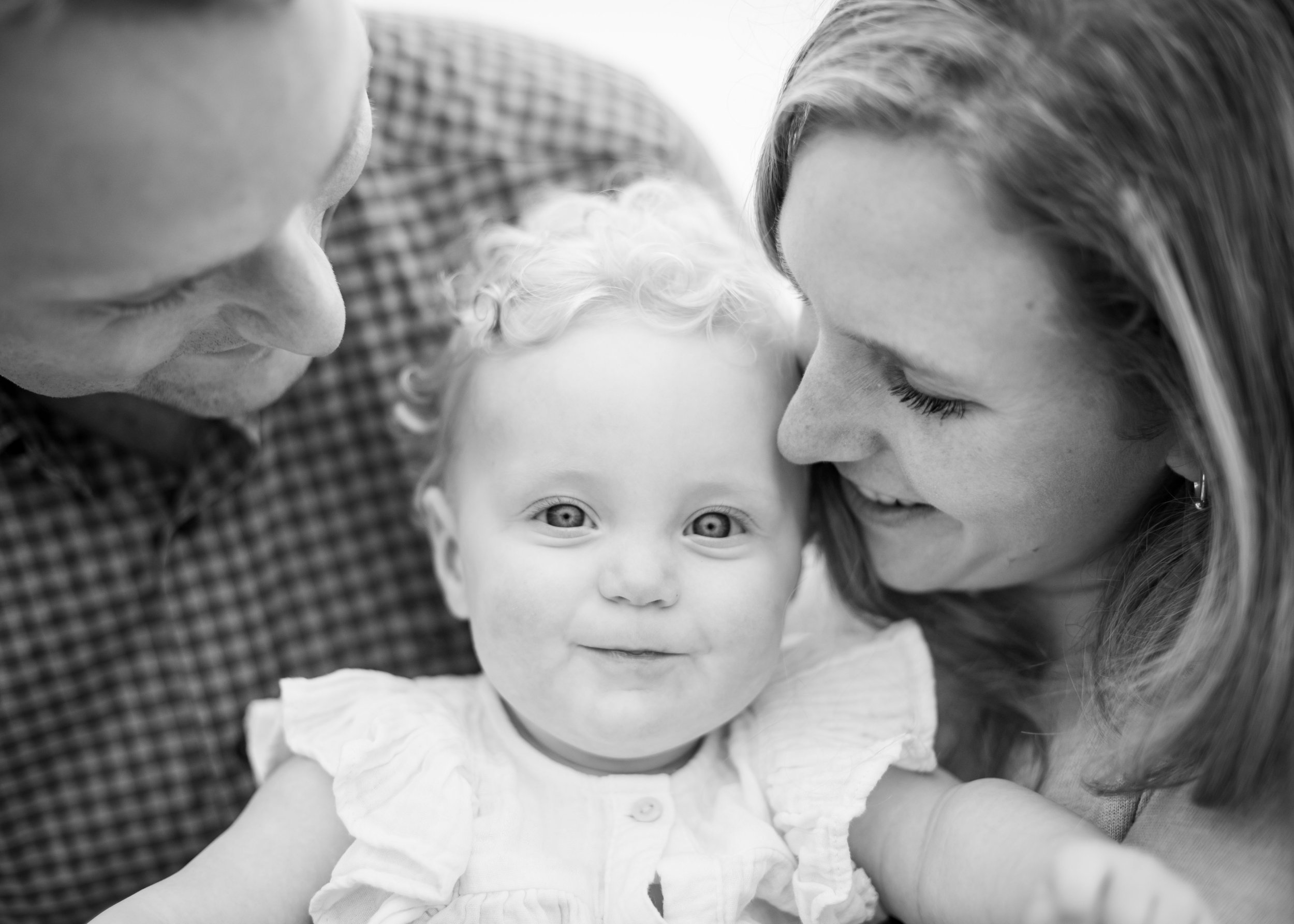 lindsay murphy photography | portland maine family photographer | black and white kettle cove cape elizabeth baby and parents.jpg