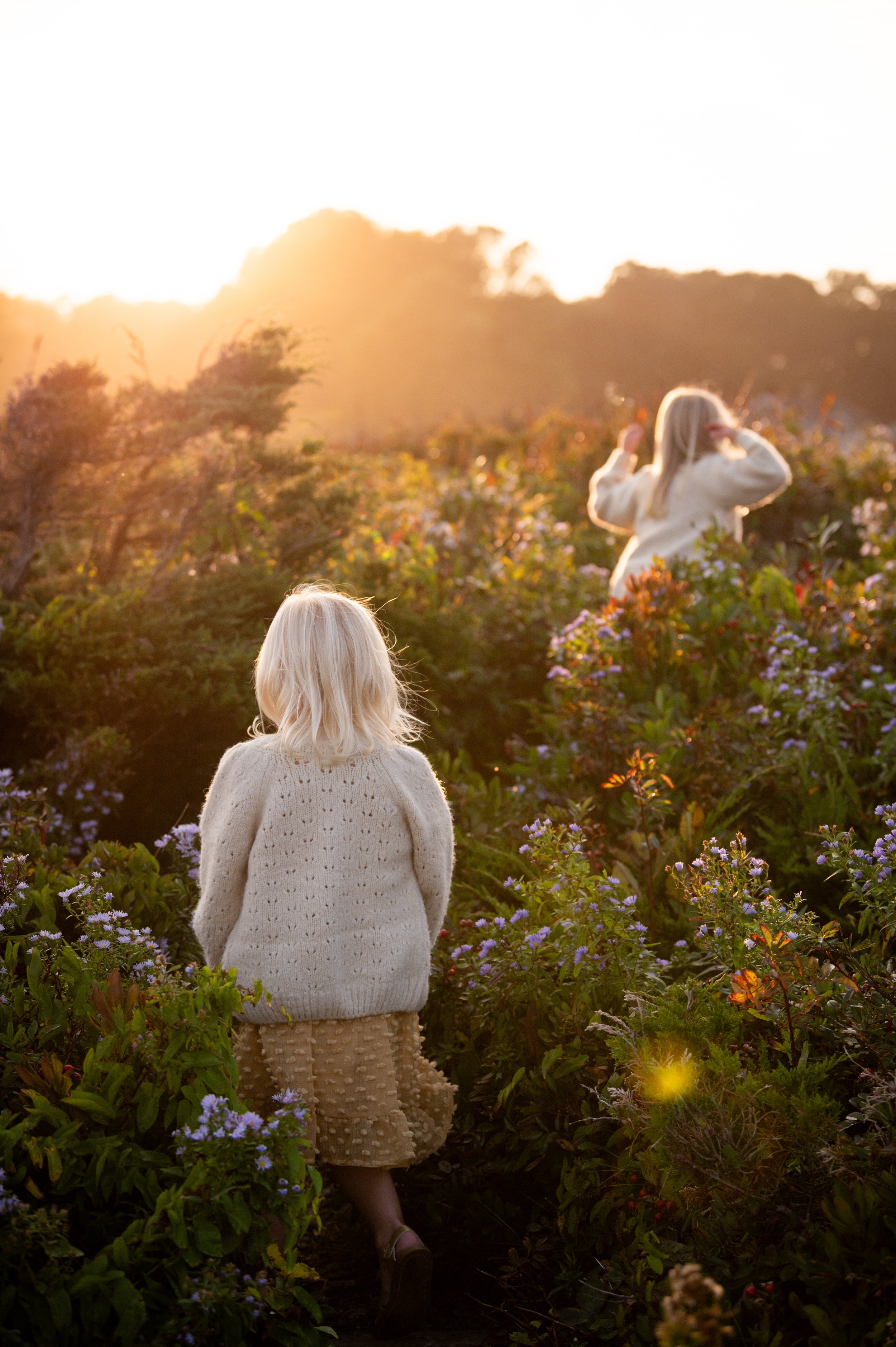 lindsay murphy photography | portland maine family photographer | cape elizabeth little girls playing sunset.jpg