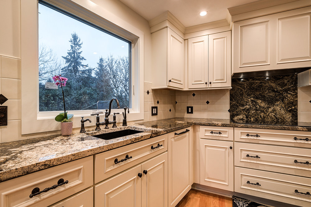 Jamesville, NY Kitchen