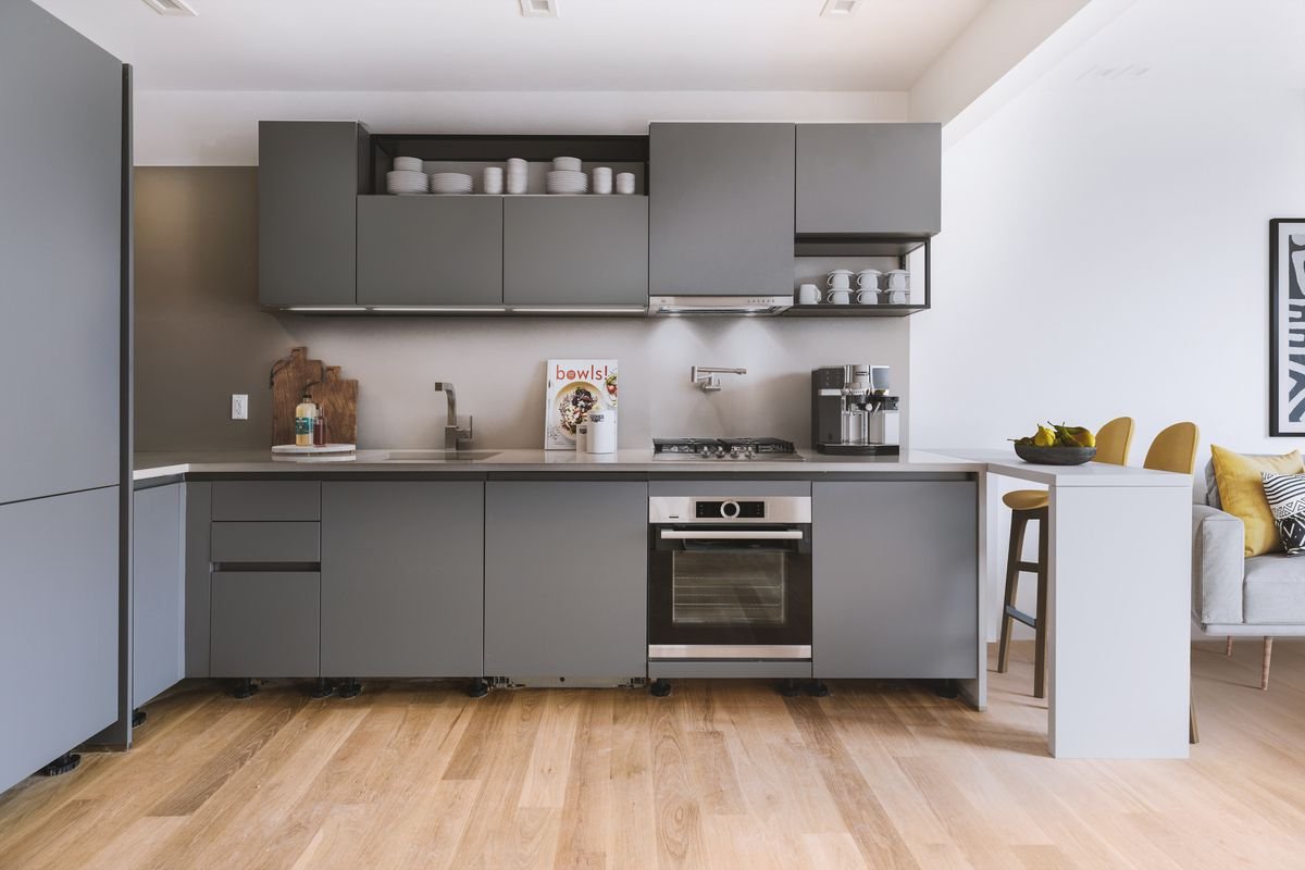 171 Devoe Street 10.jpg