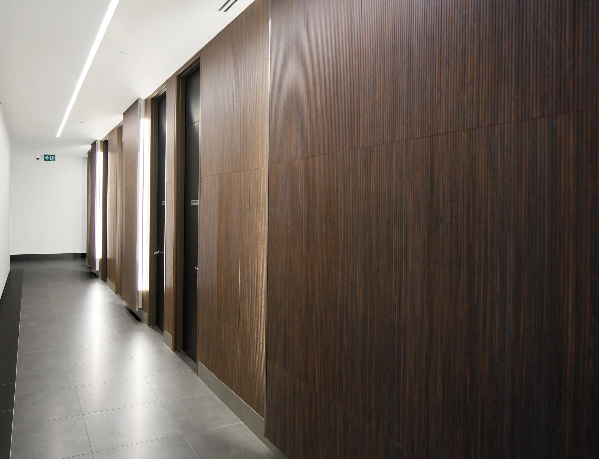 Canada_Toronto_Healthcare_Cardiology_Design_architect_hallway-washroom.jpg