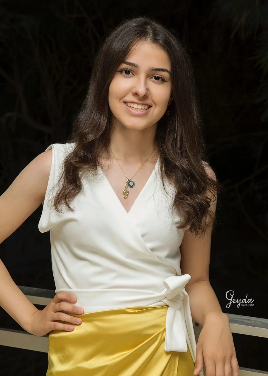 Inanna Khansa, University of Chicago