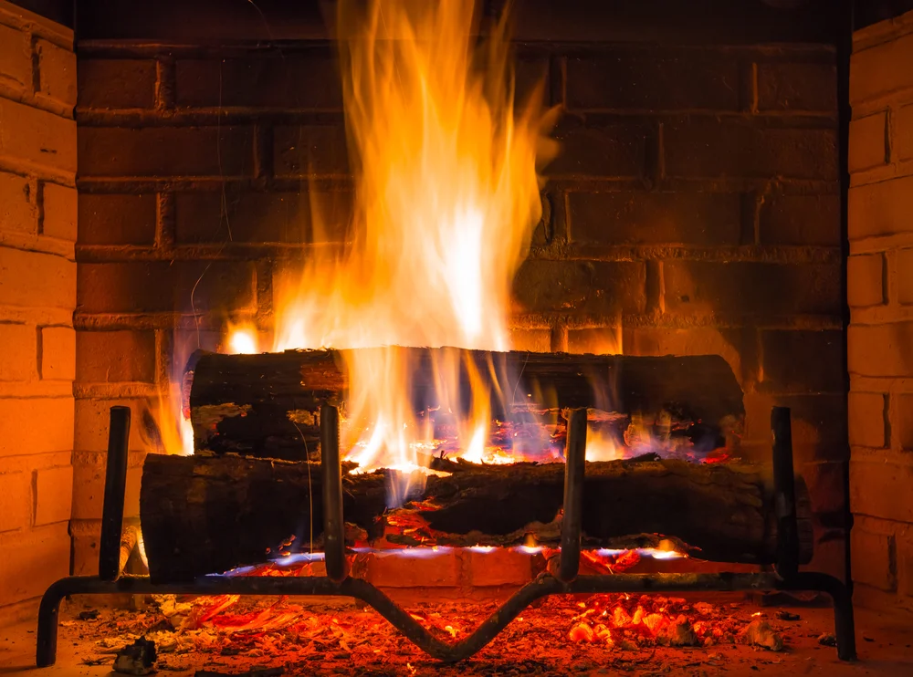 how to stay warm in house without heat