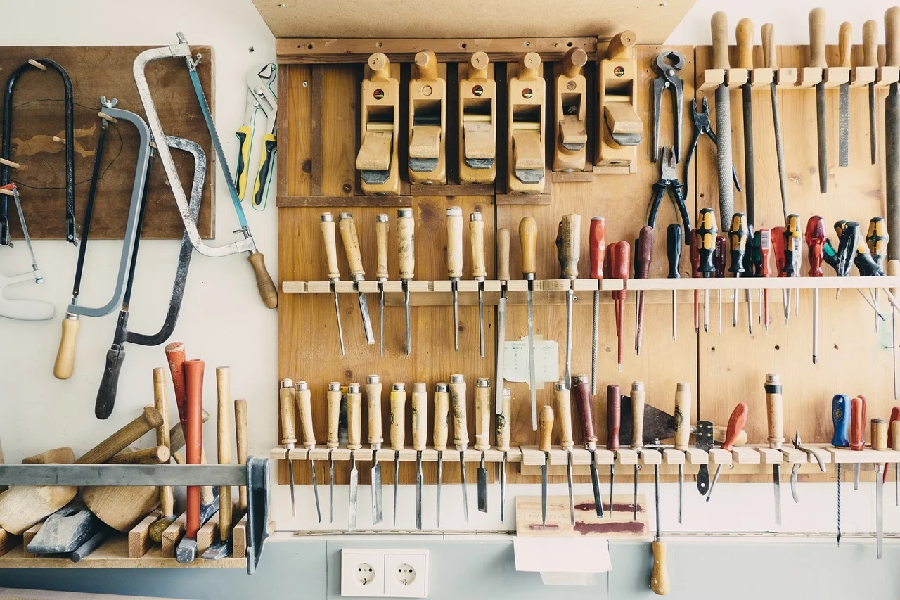 Re-Organize Your Garage More Easily