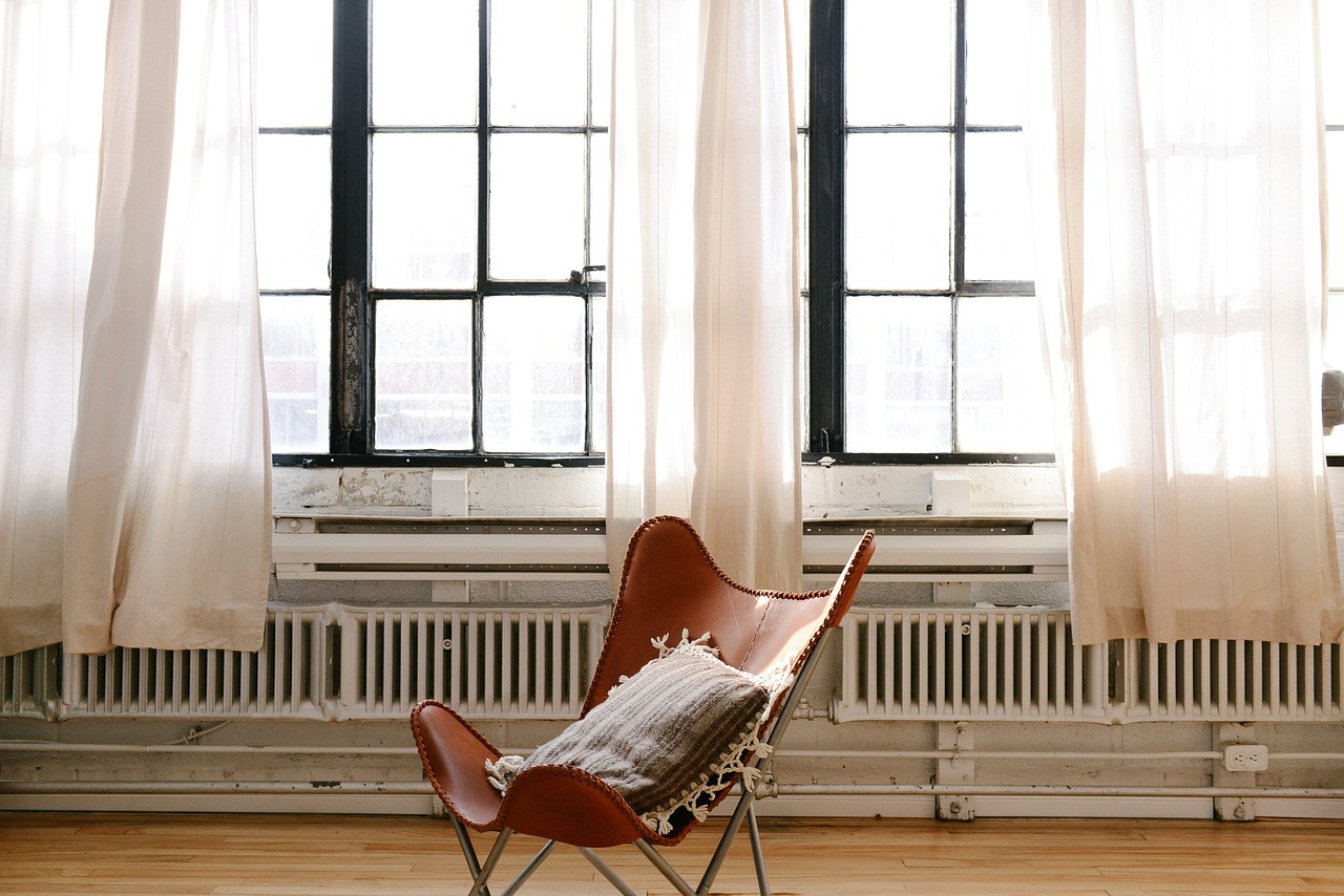 chair-690341_1280.jpg