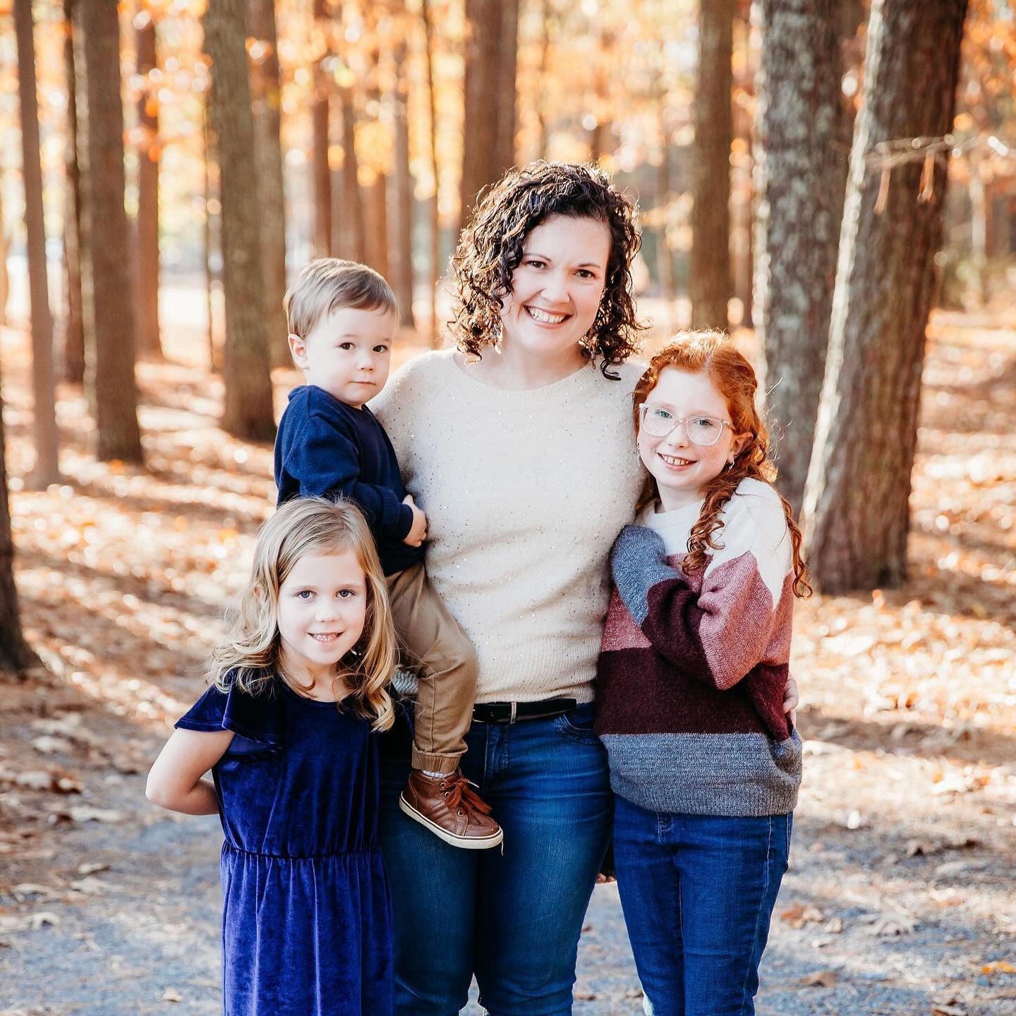 As I close out this year I&rsquo;m so grateful to have gotten to work with so many new families and reconnect with ones who I&rsquo;ve been shooting for years. So thankful for you all!
#cartersvillega #cartersvillefamilyphotographer #cartersvillephot