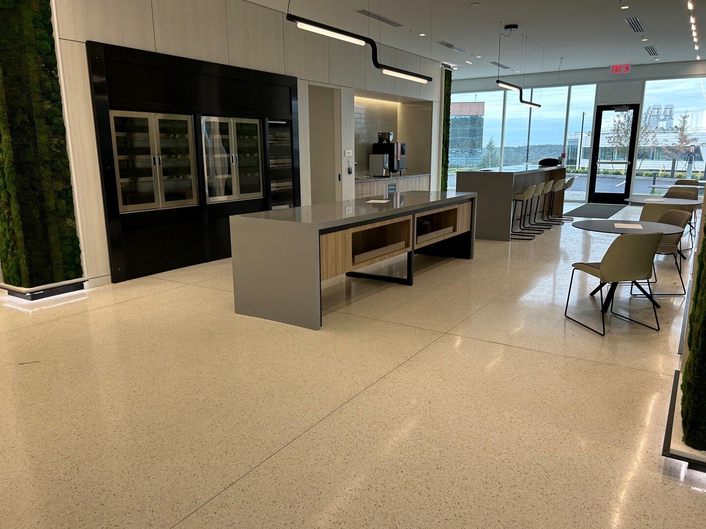 We don't often share a lot of the office work that we do, but here are some great shots from the recently completed @bxpwaltham project. We worked with @commodorebuilders and the project was expertly installed by our union team from FEI. The project 