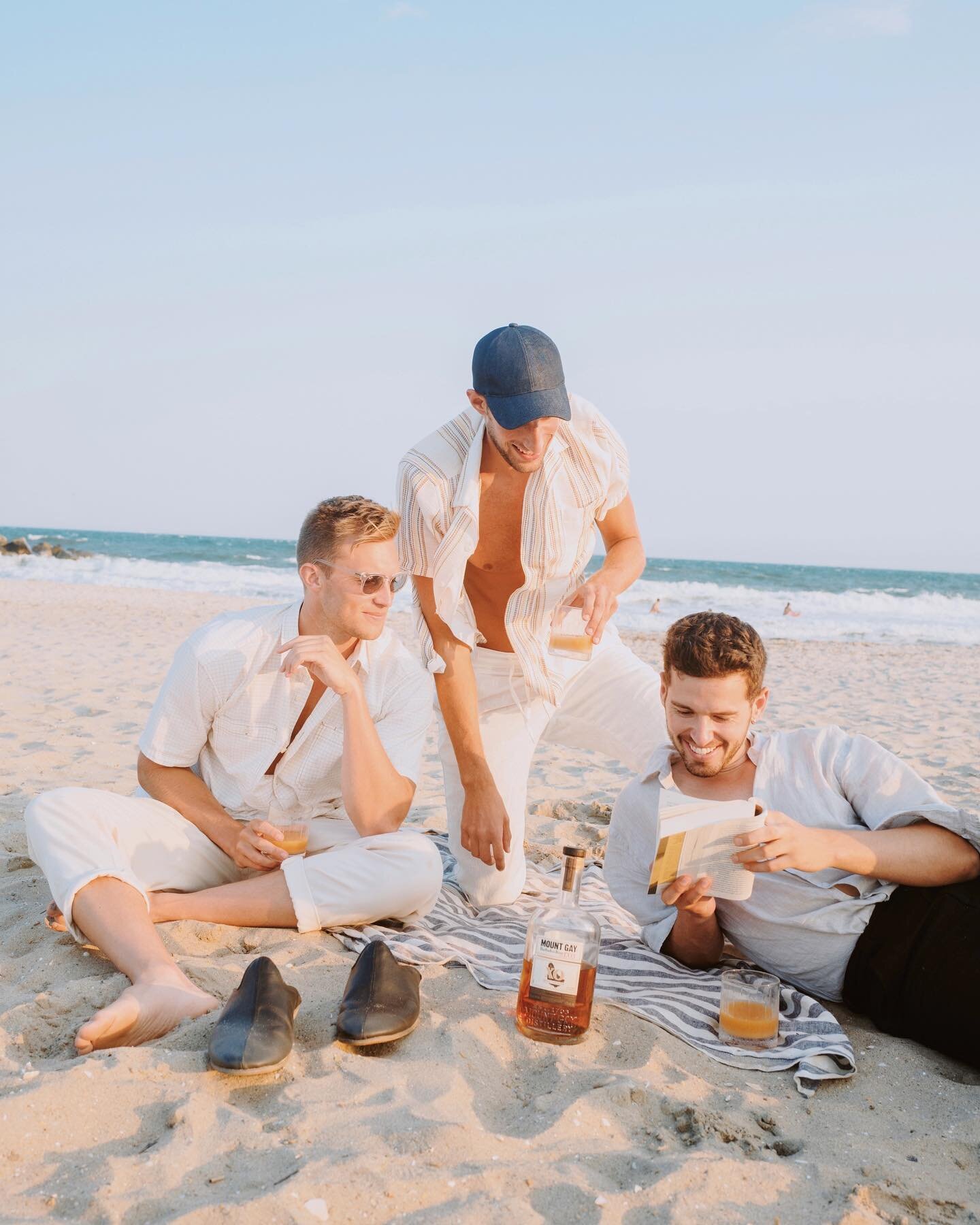 Sipping on some delicious @mountgayrum cocktails watching the sunset at Rockaway Beach with some friends&hellip; the&nbsp;XO Coco Hill Cocktail&nbsp;is perfect for hanging by the ocean, which Mount Gay is deeply connected to over its 300-year heritag