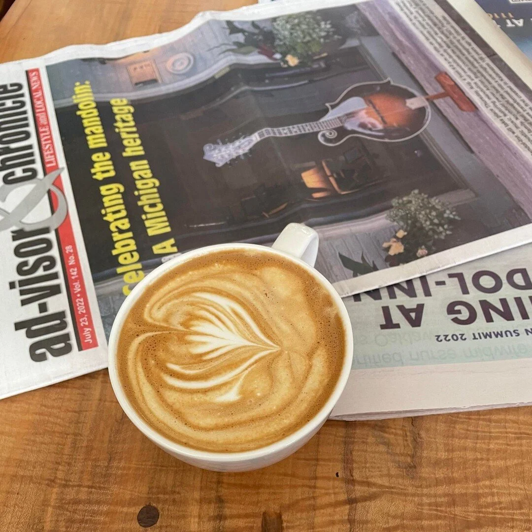 Good Mornin' Folks!🌞
A whole lotta love for what we do. Nothing extra special today, just taking the moments to enjoy the present. 
Thank you for the support&mdash;truly wouldn't be the same story without you.
Wishing you a wonderful day, from the w