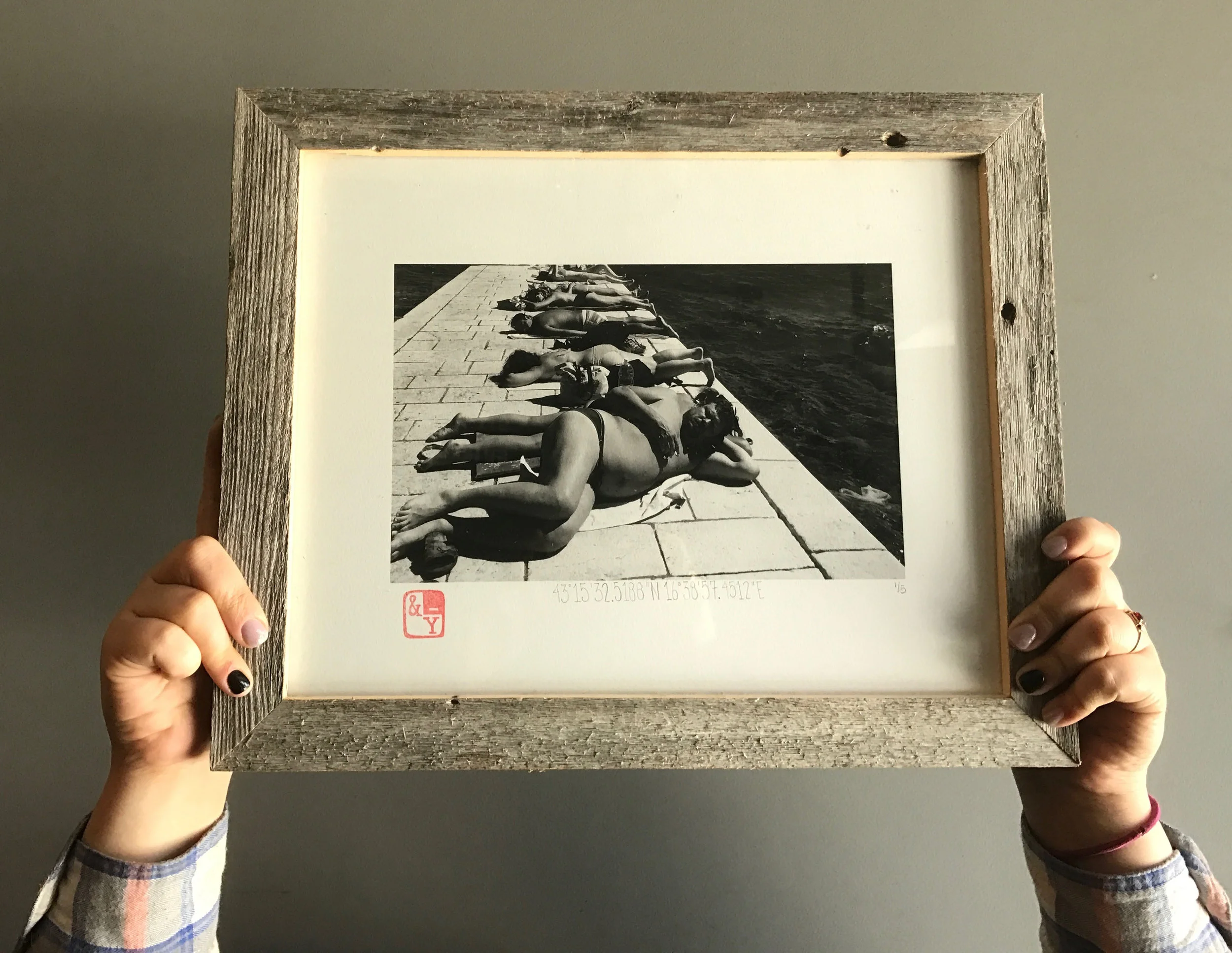 43° 15' 32.5188'' N 16° 38' 57.4512'' E