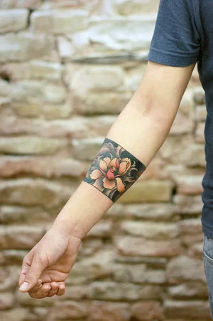2017_brian_japFioreArmband.jpg