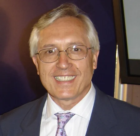 luisjh-copy1.jpg