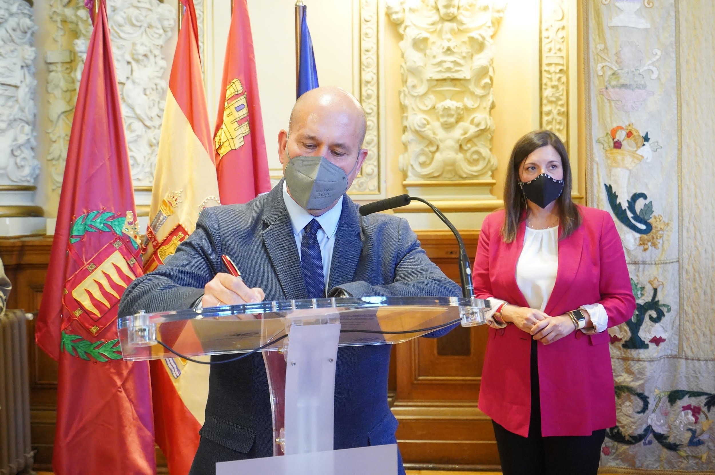 Firma de la Declaración Valladolid. 30.06 (6).jpg