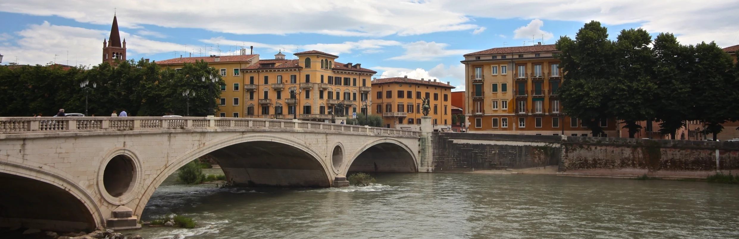 Verona+1.jpg