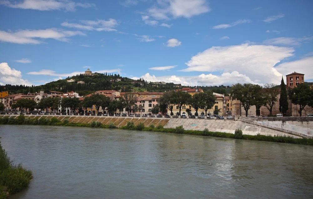 Ponte Pietro - Castel San Pietro Piazzale Castel S. Pietro, 2, 37129 Verona VR, Italy