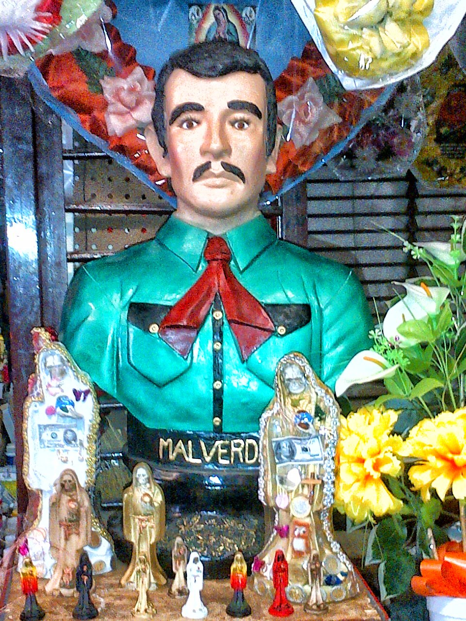  Narco-saint Jesús Malverde, Mercado Juárez. 